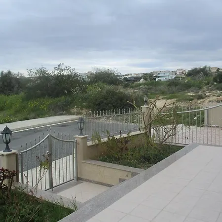 Ayios Athanasios House *